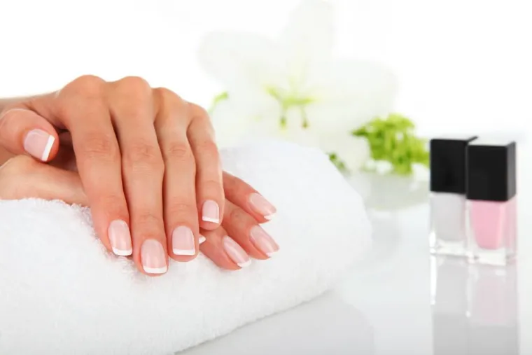 Manucure vernis semi permanent, Marthon, Mademoiselle Cocoon