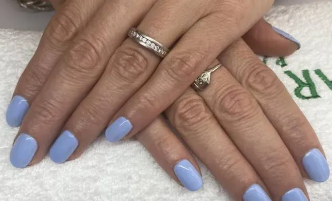 Pose de vernis semi-permanent, Marthon, Mademoiselle Cocoon